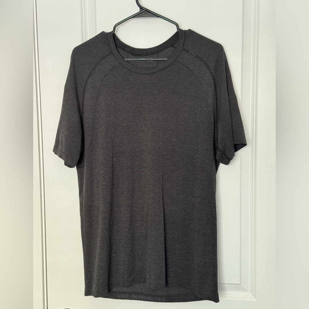 Lululemon Metal Vent Tech shirt